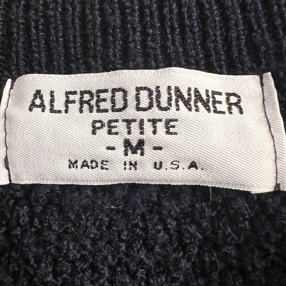 Alfred Dunner Women's Navy Cardigan Size: Petite Medium - Picture 8 of 9